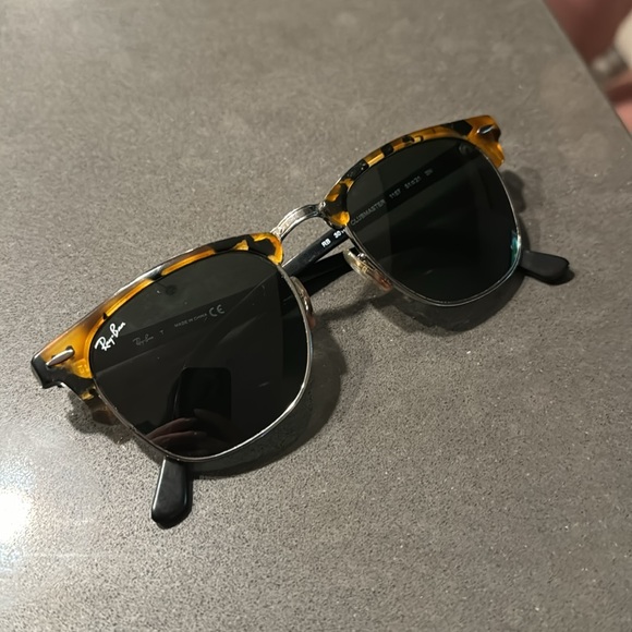 Ray-Ban Clubmaster Sunglasses - Picture 2 of 6